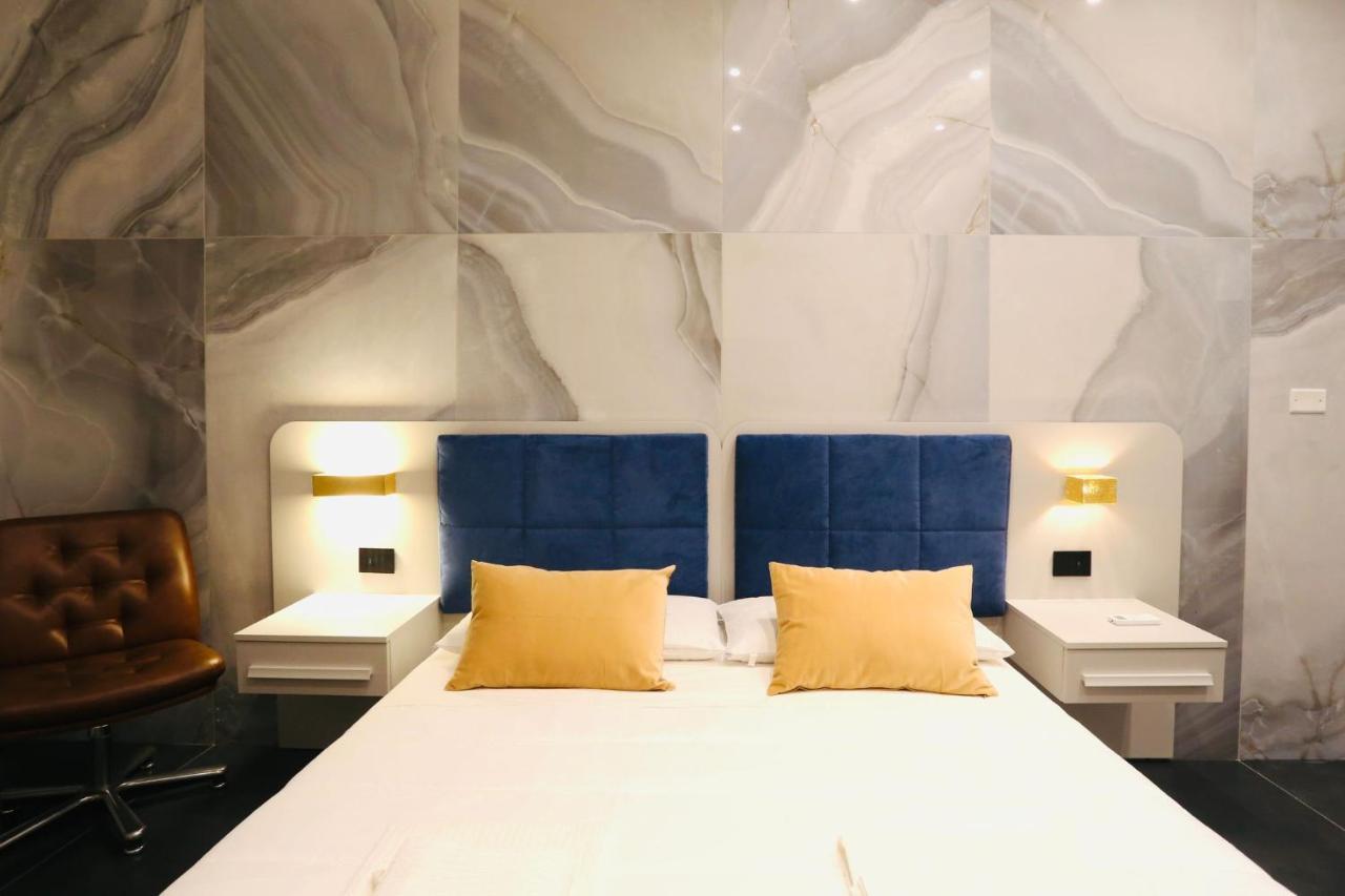 פלרמו Guest House Colonna מראה חיצוני תמונה